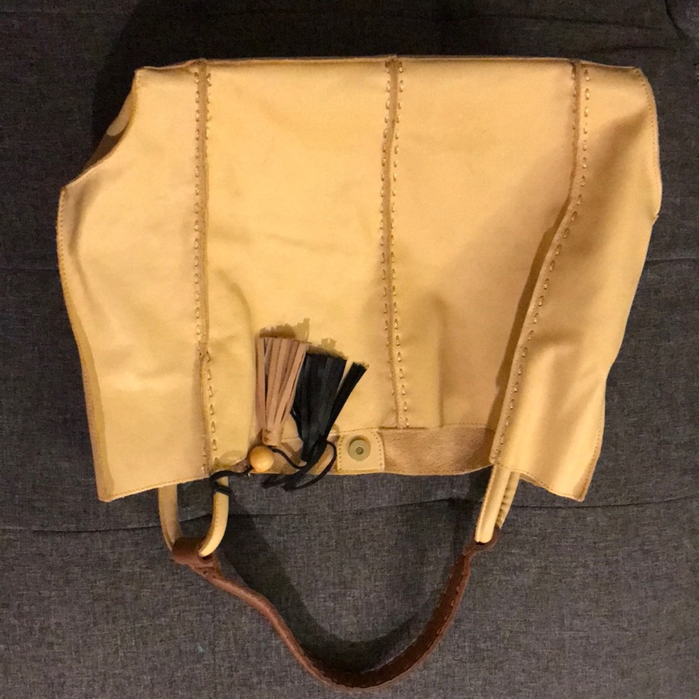 The Sak Los Feliz NEW w/o tags in color “buttercup”